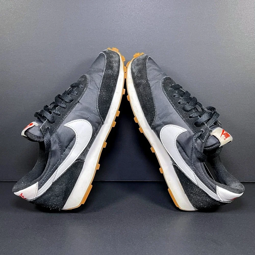Nike Daybreak Sneakers Women's Size 6 Black White Orange Running Shoes